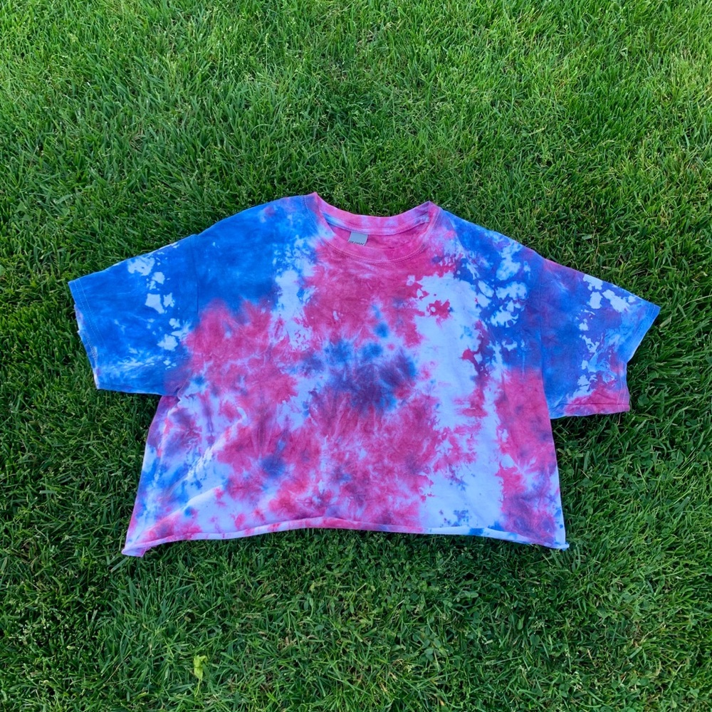 Women’s tie dye crop top